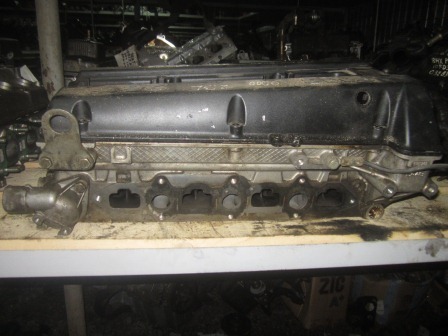 Головка блока цилиндров 9000 1996