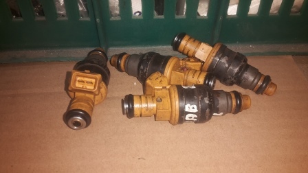 Запчасть форсунка инжекторная электрическая Saab 9000 1989 2.0 0280150702 Б/У Форсунка инжекторная электрическая Saab 9000 1989 2.0 0280150702 Б/У