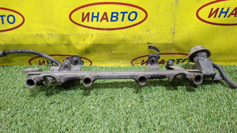 Рейка топливная (рампа) Mazda Premacy CP19P FP-DE