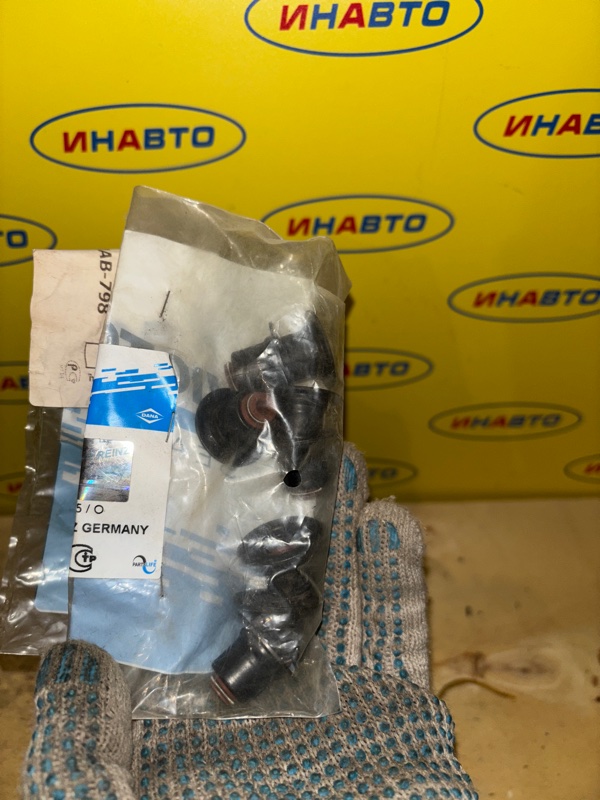 Колпачок маслосъемный Ford Focus 703554400 новая