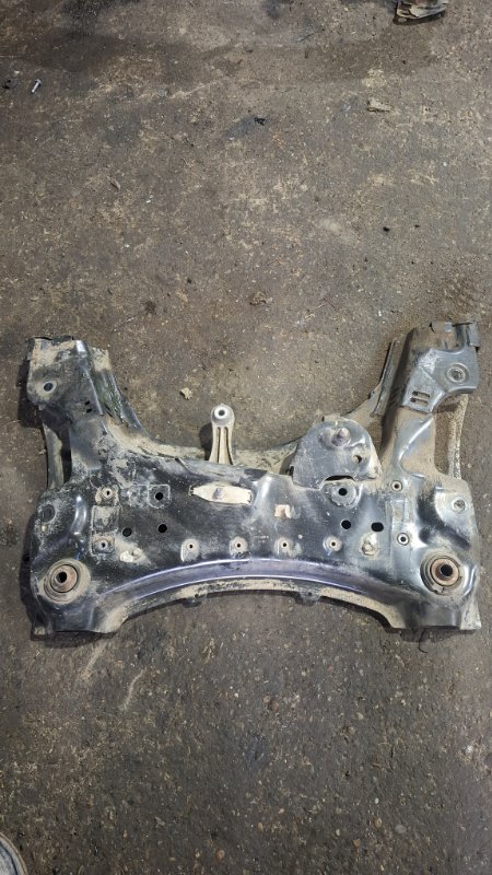 Балка подмоторная Renault Fluence 2012 L30R K4M838 544019550R Б/У