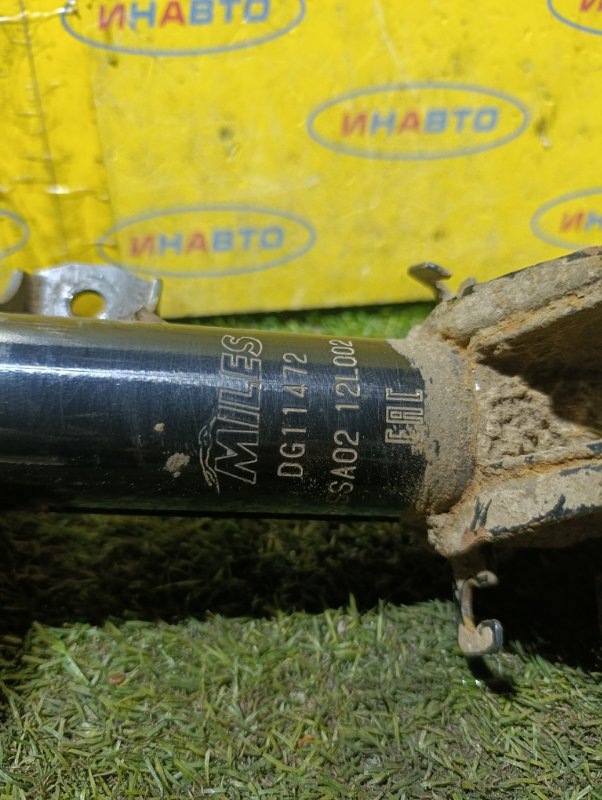 Стойка амортизатор передняя левая Corsa D Стойка амортизатор передняя левая Corsa D