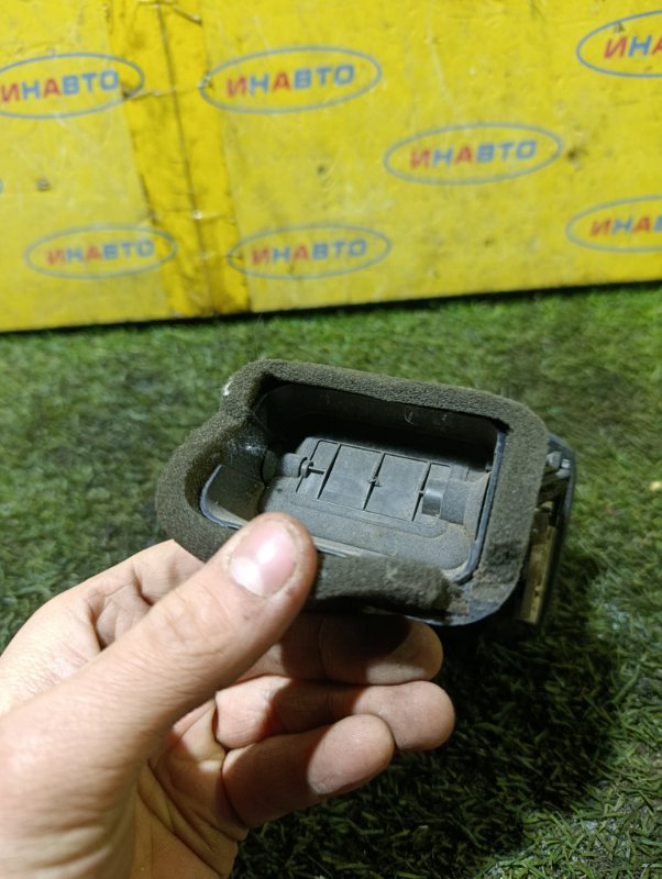 Дефлектор воздушный передний правый Polo 2019 Седан CWV