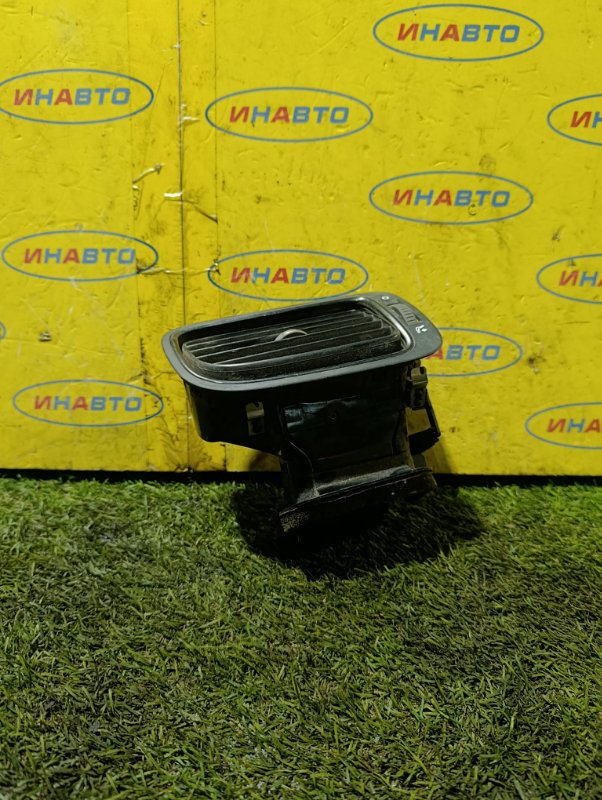 Дефлектор воздушный передний правый Polo 2019 Седан CWV