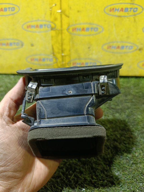 Дефлектор воздушный передний левый Polo 2019 Седан CWV