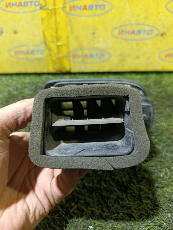 Дефлектор воздушный передний левый Polo 2019 Седан CWV