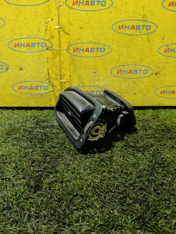 Дефлектор воздушный передний левый Polo 2019 Седан CWV