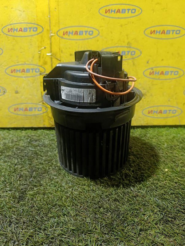 Моторчик печки Renault Kaptur 2019 F4R410 272101170R Б/У