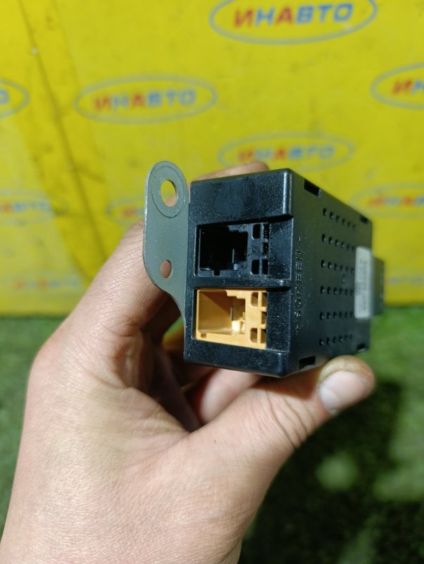 Блок электронный Golf Plus 2012 5M1 CBZB