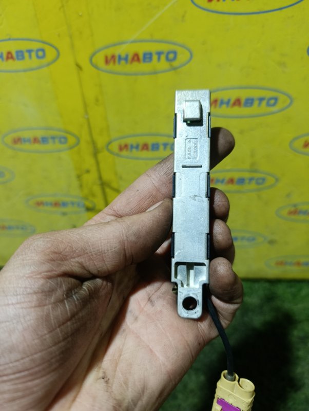 Усилитель антенны Golf Plus 2012 5M1 CBZB