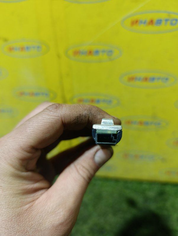 Усилитель антенны Golf Plus 2012 5M1 CBZB