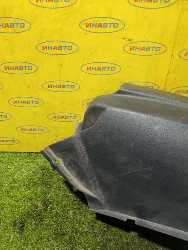 Накладка обшивка стойки задняя правая Golf Plus 2012 5M1 CBZB