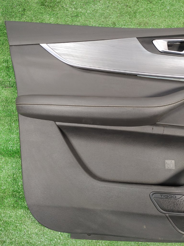 Обшивка боковой двери передняя левая Tiggo 7 Pro Max 2024 SQRF4J16