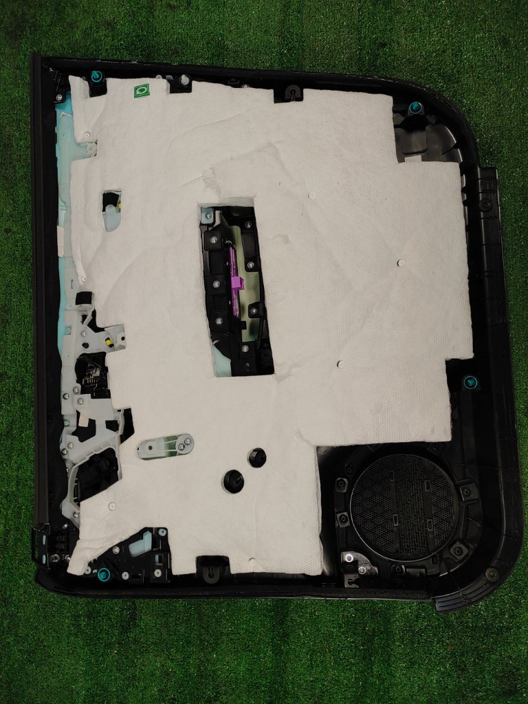 Обшивка боковой двери передняя левая Tiggo 7 Pro Max 2024 SQRF4J16