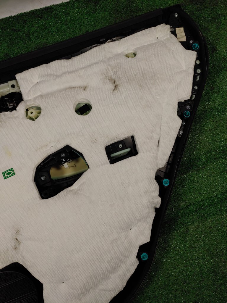 Обшивка боковой двери задняя левая Tiggo 7 Pro Max 2024 SQRF4J16