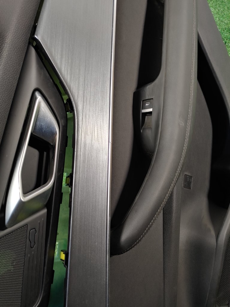 Обшивка боковой двери задняя правая Tiggo 7 Pro Max 2024 SQRF4J16 Обшивка боковой двери задняя правая Tiggo 7 Pro Max 2024 SQRF4J16