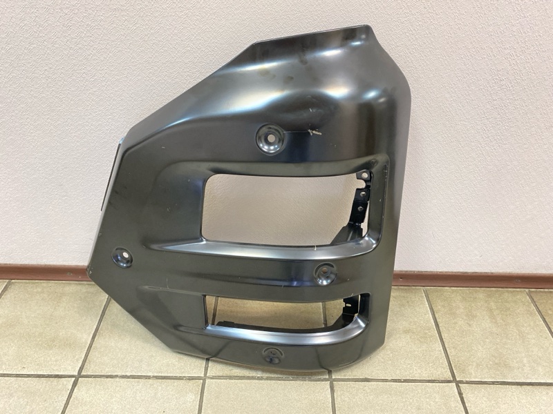 Угол бампера левый C7H MAX