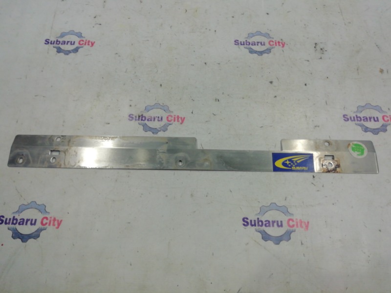 Накладка на радиатор Subaru Legacy BE EJ20 2000 (б/у)