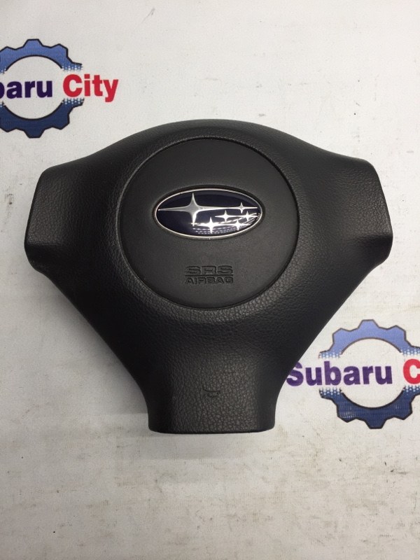 Подушка безопасности водителя Subaru Legacy BL EJ20 2004 (б/у)
