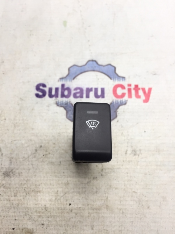Кнопка подогрева лобового стекла Subaru Forester SG EJ20 2005 (б/у)