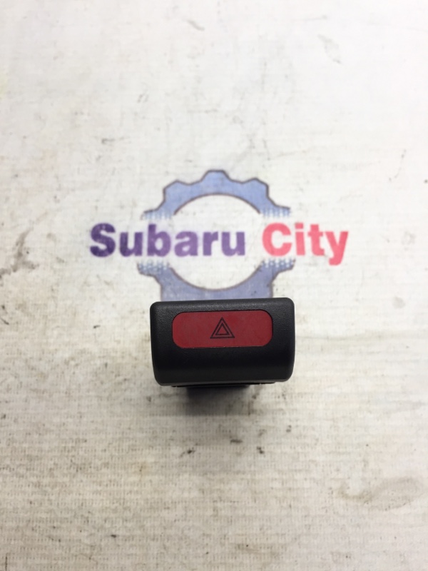 Кнопка аварийки Subaru Forester SF EJ20 1998 (б/у)