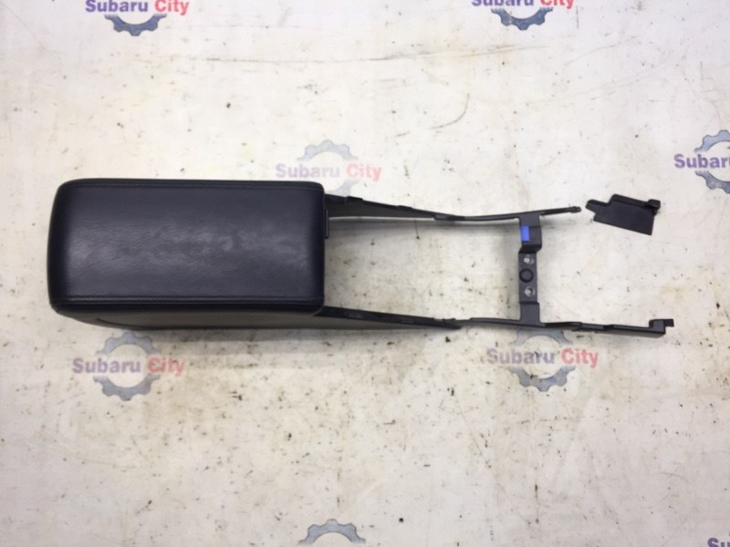 Подлокотник Subaru Legacy BE EJ20 2002 (б/у)