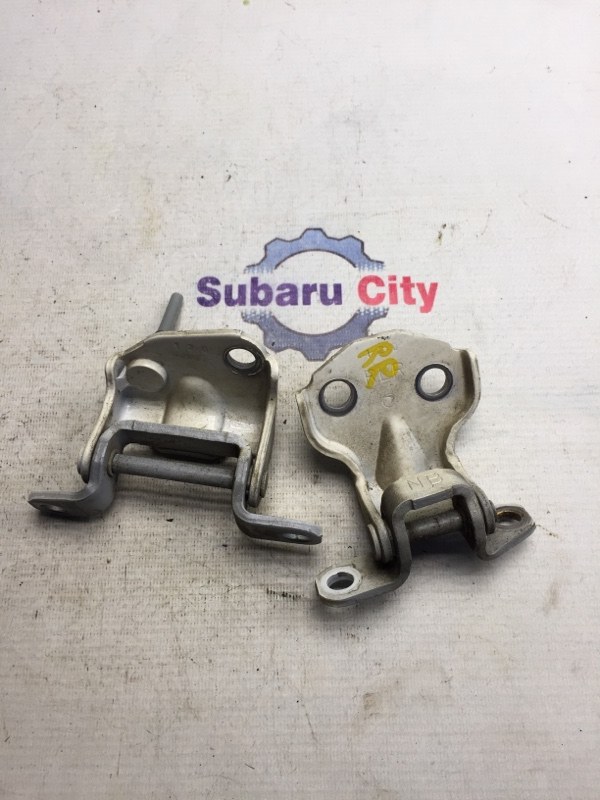 Петли двери Subaru Legacy BE EJ20 2001 задние правые (б/у)