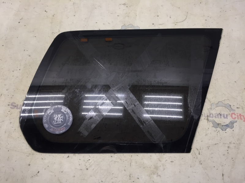 Стекло собачника Subaru Forester SG EJ20 2003 правое (б/у)