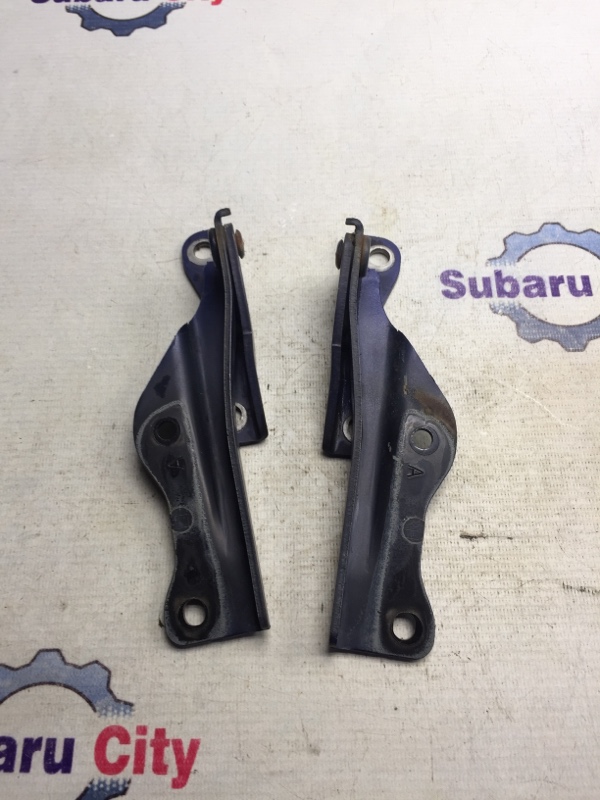 Петли капота Subaru Legacy BE EJ20 2002 (б/у)