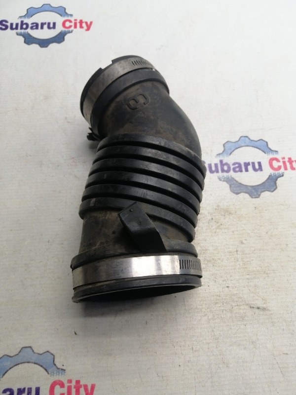 Патрубок впускной Subaru Forester SF EJ205 1999 (б/у)
