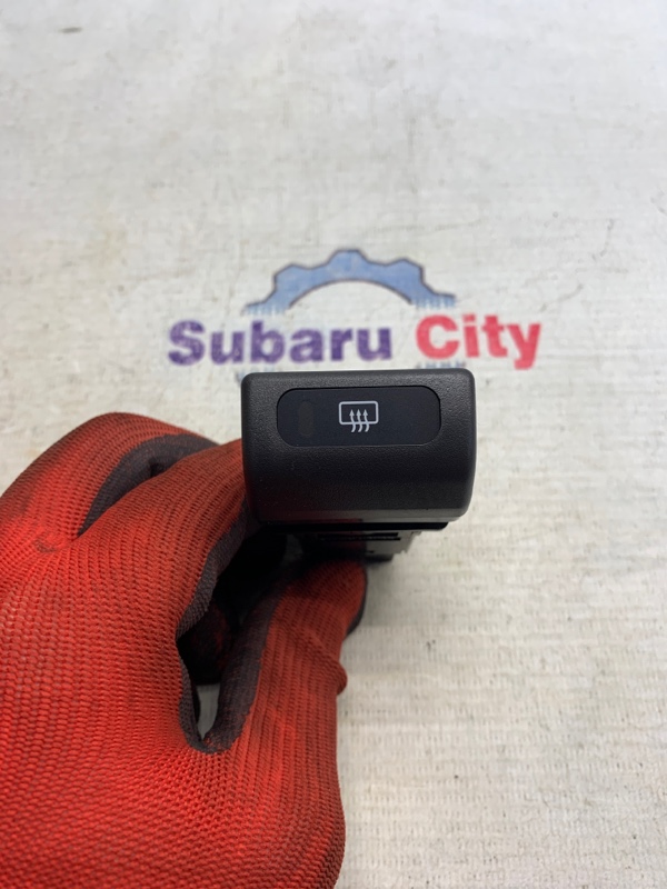 Кнопка подогрева заднего стекла Subaru Forester SF EJ20 2000 (б/у)