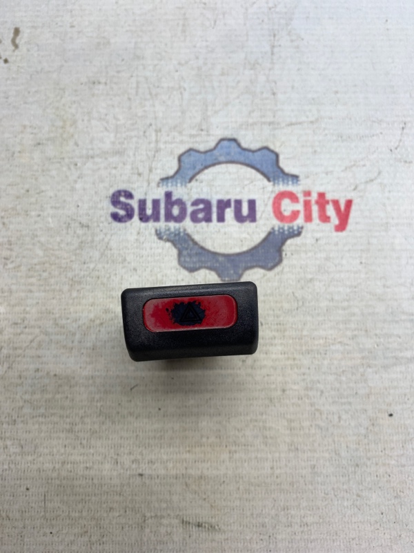 Кнопка аварийки Subaru Forester SF EJ20 2001 (б/у)