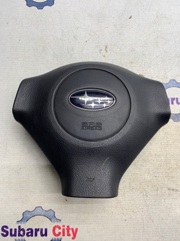 Подушка безопасности водителя Subaru Legacy BL EJ20 2003 (б/у)