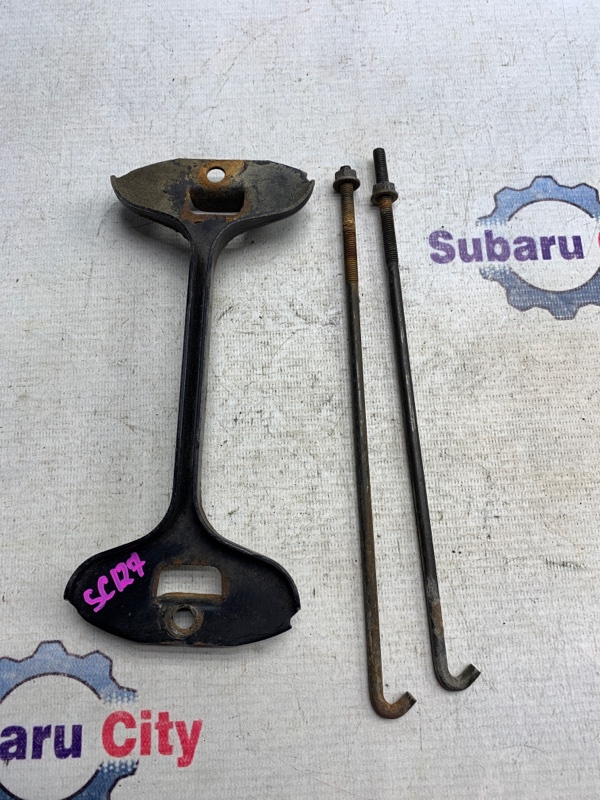 Крепление аккумулятора Subaru Legacy BE EJ20 2001 (б/у)