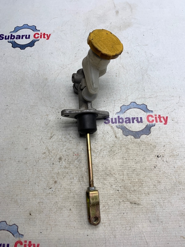 Главный цилиндр сцепления Subaru Legacy BE EJ20 2001 (б/у)