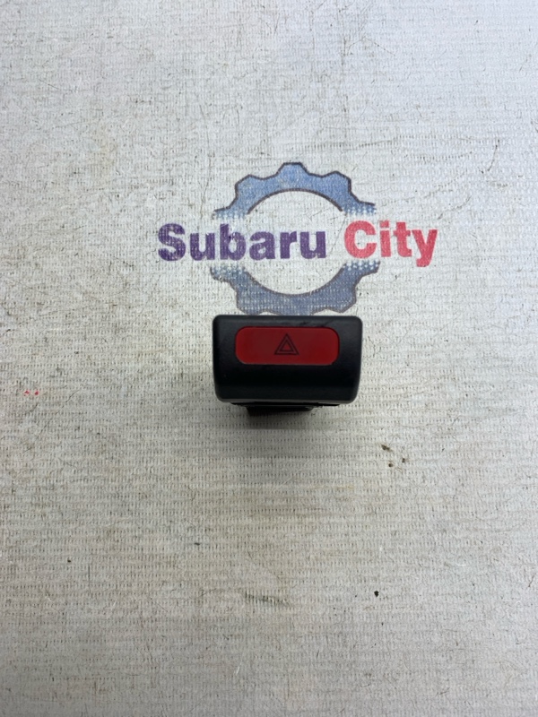 Кнопка аварийки Subaru Forester SF EJ20 2000 (б/у)