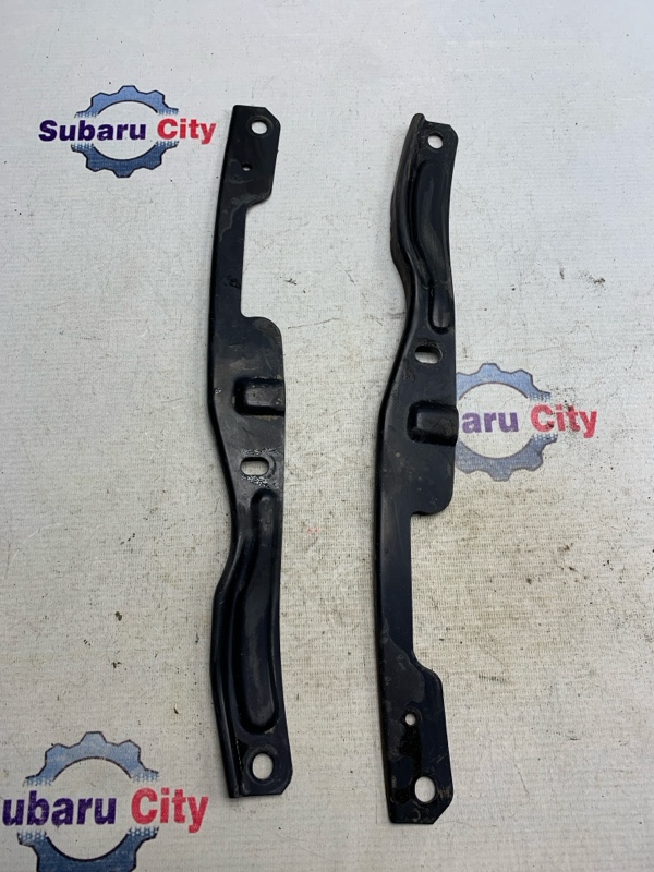 Крепление переднего бампера Subaru Forester SF EJ20 2000 (б/у)