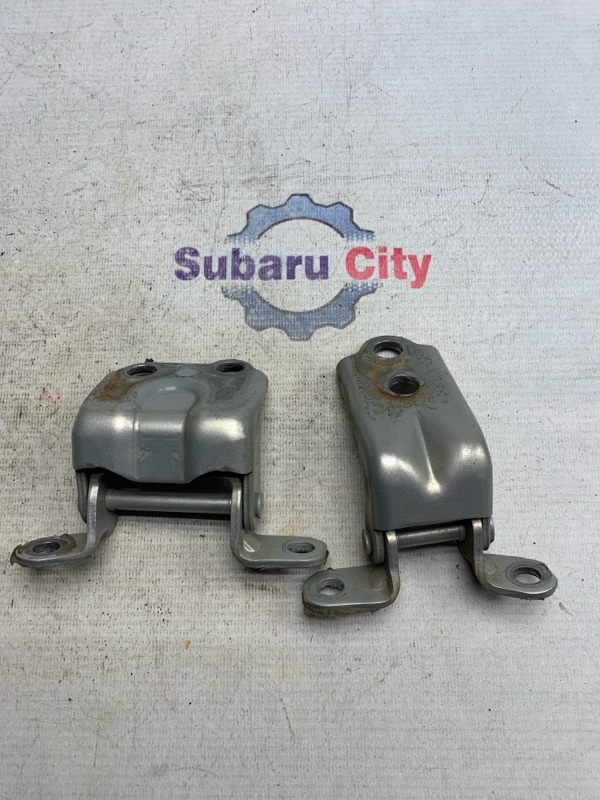 Петли двери Subaru Outback BP9 EJ253 2006 задние левые (б/у)