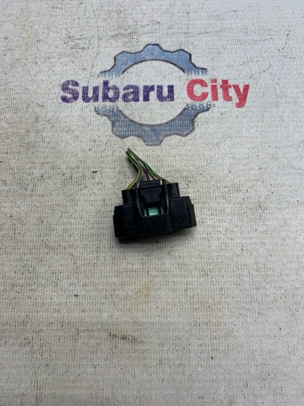 Разъем Subaru Outback BP9 EJ253 2006 (б/у)