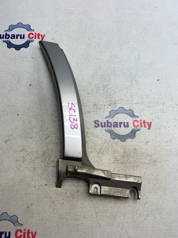 Молдинг на крыло Subaru Forester SG5 EJ202 2004 задний правый (б/у)