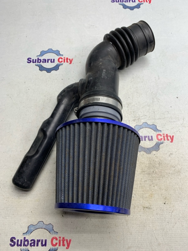 Корпус воздушного фильтра Subaru Forester SG5 EJ202 2004 (б/у)