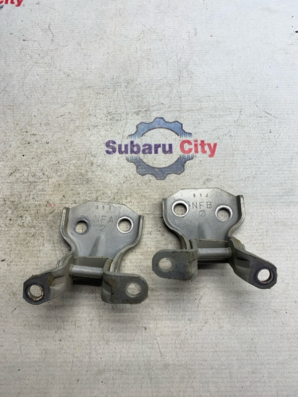 Петли двери Subaru Outback BP9 EJ253 2006 передние (б/у)