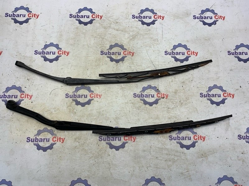 Поводок дворников Subaru Forester SF5 EJ201 2000 (б/у)