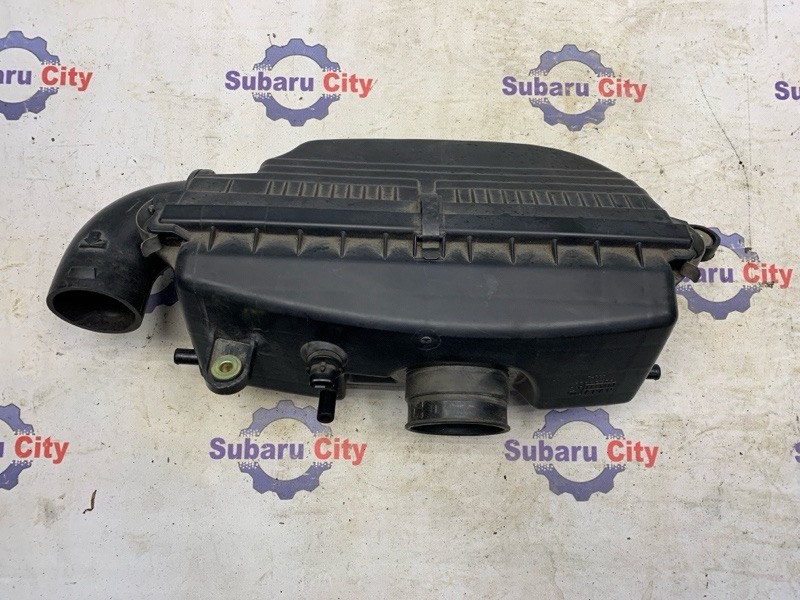 Корпус воздушного фильтра Subaru Forester SF5 EJ201 2000 (б/у)