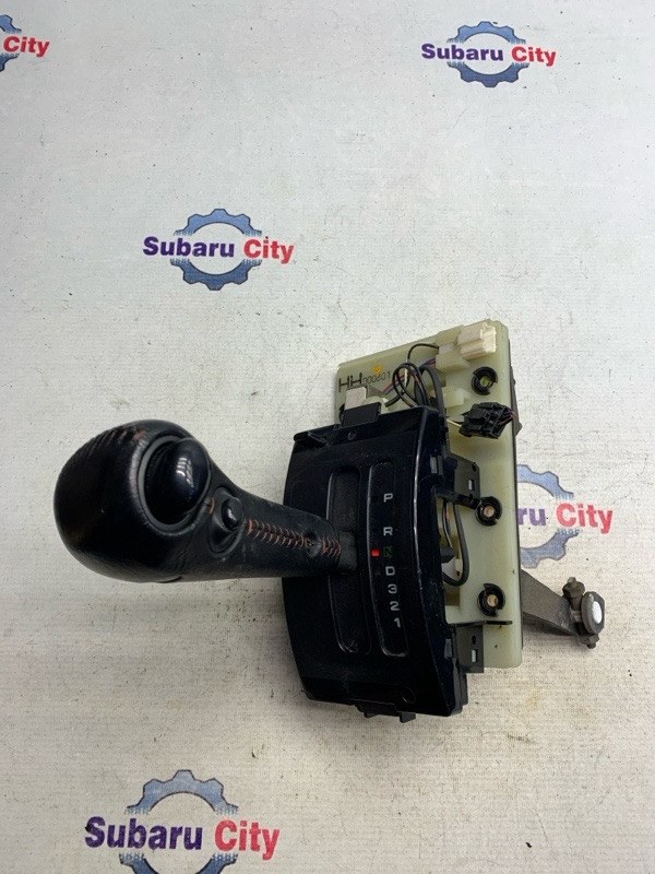 Селектор акпп Subaru Forester SF5 EJ201 2000 (б/у)