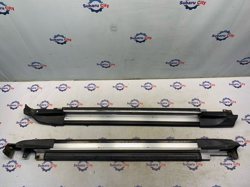 Подножка Subaru Forester SF5 EJ201 2000 (б/у)