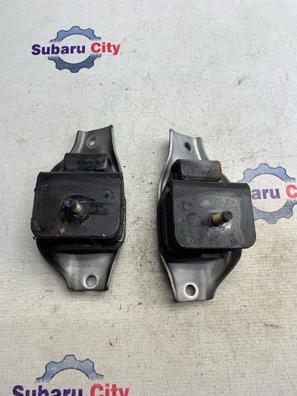 Подушка двс Subaru Outback BP9 EJ253 2006 (б/у)