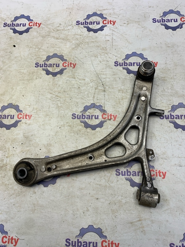 Рычаг Subaru Legacy BP5 EJ20X 2006 передний левый (б/у)