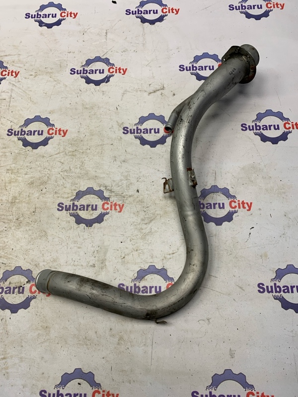 Горловина топливного бака Subaru Forester SF9 EJ254 2000 (б/у)