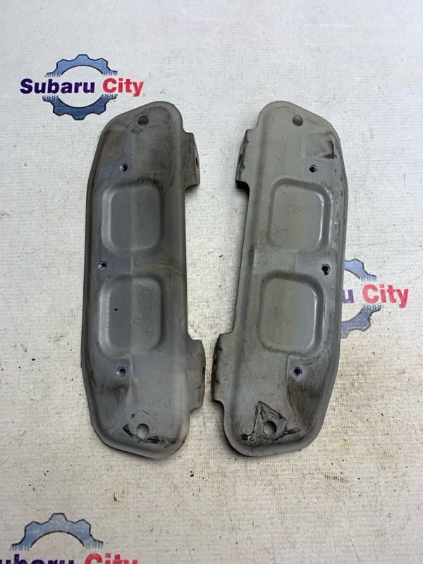 Крепление заднего бампера Subaru Forester SF5 EJ201 2001 (б/у)